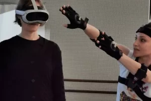 Studenci grafiki na warsztatach VR i MR w choreografii z mistrzami nowoczesnych technologii