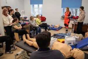 Szkolenie z pierwszej pomocy dla studentów AHE