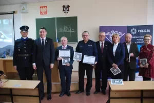 Policja wczoraj i dziś